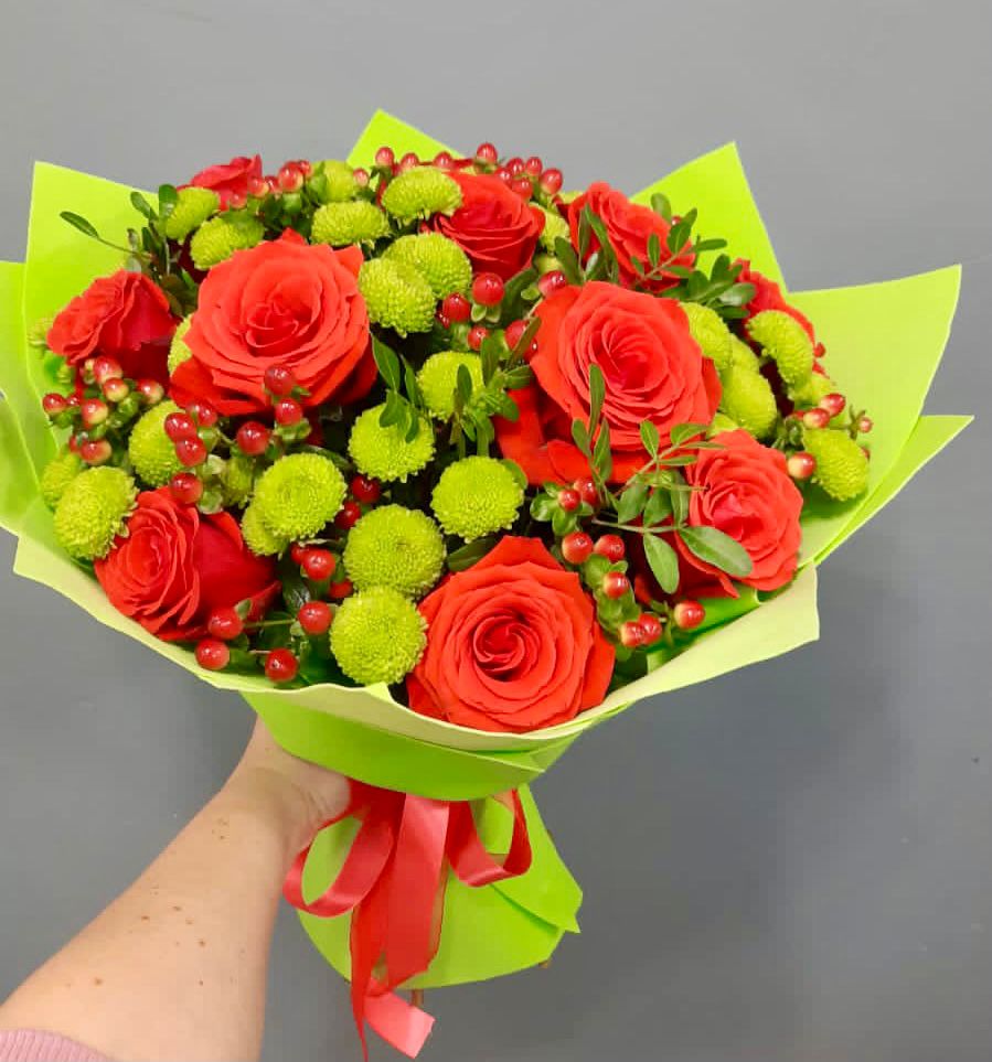 Букет цветов из: Хризантемы и Розы в Бужаниново