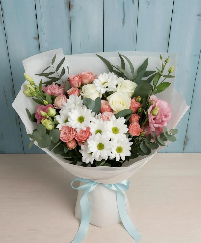 Букет цветов из: Розы, Лизиантусы и Хризантемы в Бужаниново