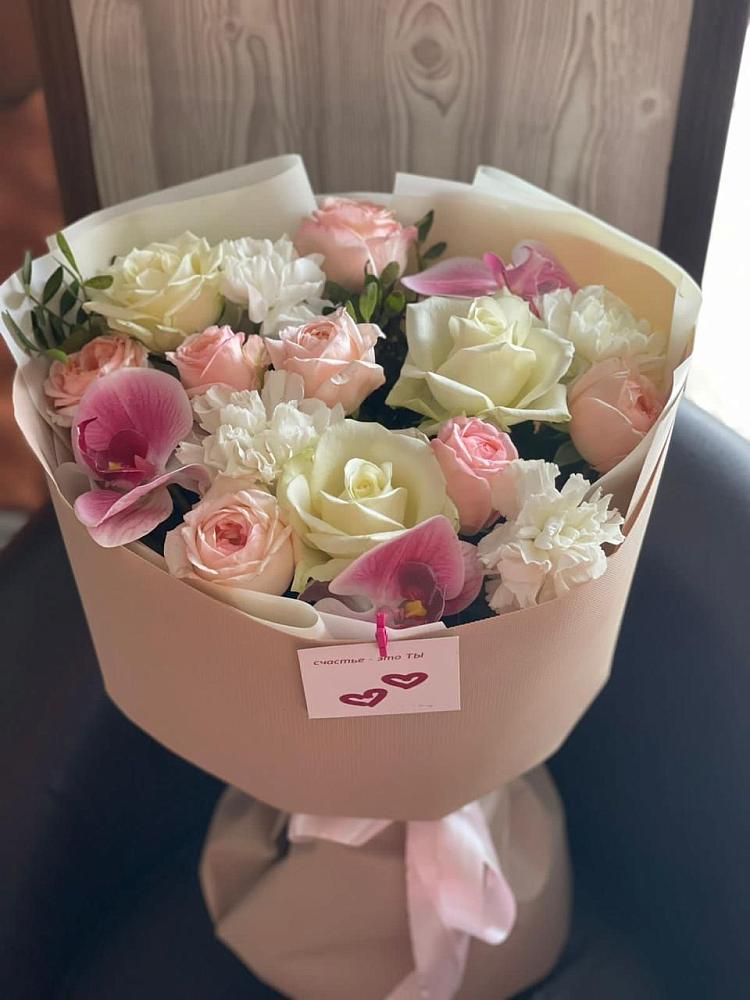 Букет цветов из: Орхидеи, Розы и Гвоздики в Бужаниново