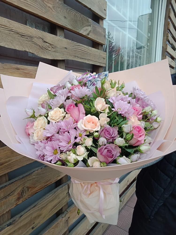 Букет цветов из: Розы и Хризантемы в Бужаниново