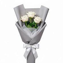 Букет 3 белые розы в Бужаниново