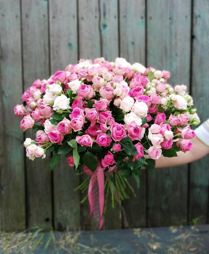 Букет Розовые кустовые розы Натали и Лав Лидия в Бужаниново