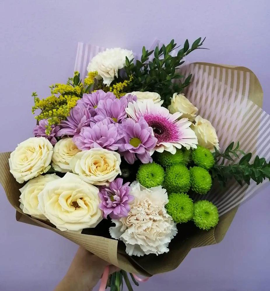 Букет цветов из: Хризантемы, Розы, Гвоздики и Герберы в Бужаниново