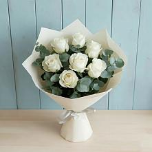 Букет Белые розы в Эвкалипте в Бужаниново