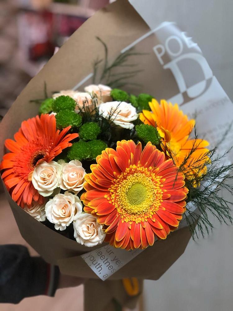 Букет цветов из: Герберы, Хризантемы и Розы в Бужаниново