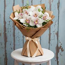 Букет цветов из:  Орхидеи и Розы в Бужаниново