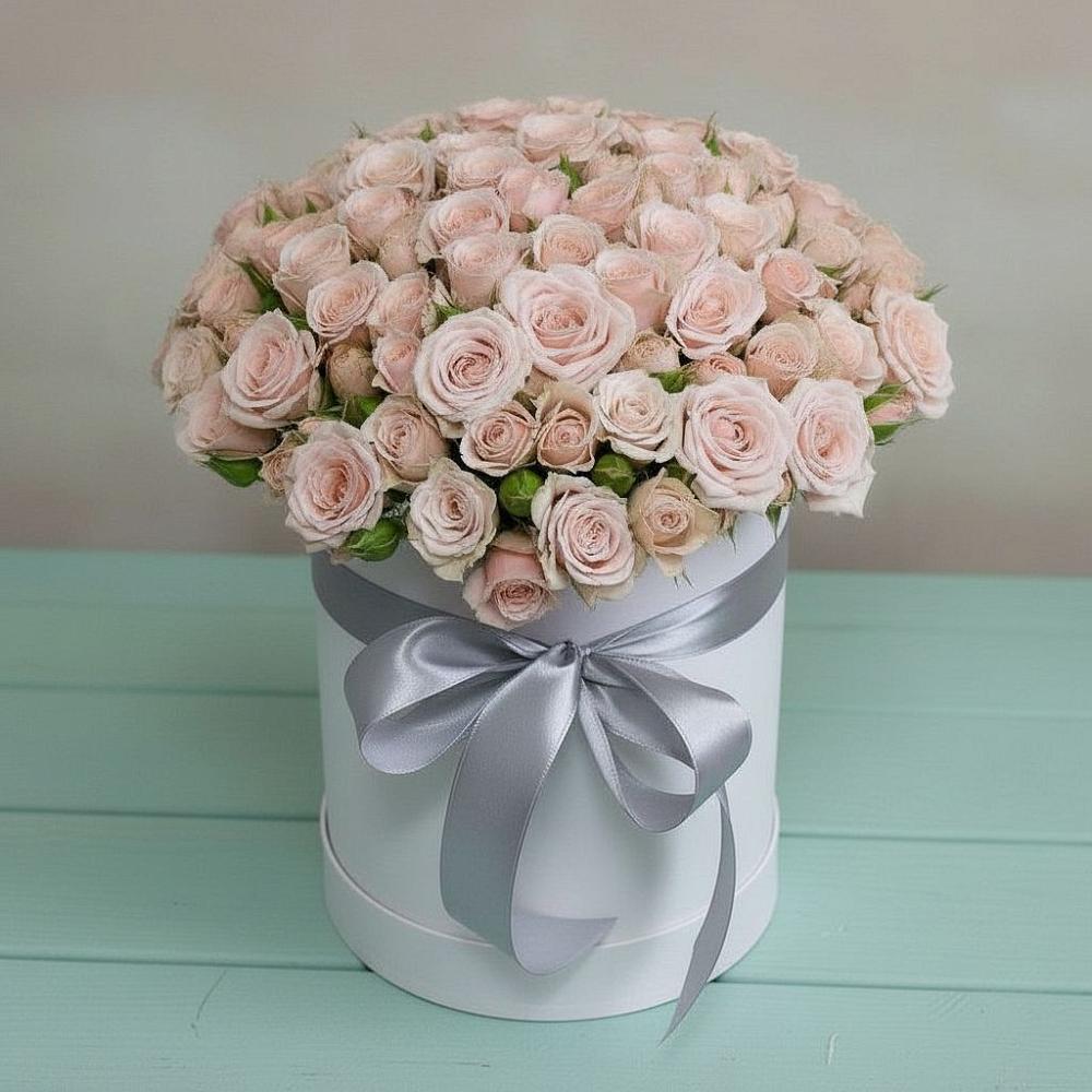 Цветочная композиция из Розы в шляпной коробке в Бужаниново